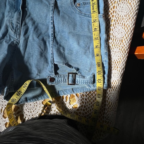 Short - Picture 8 of 9